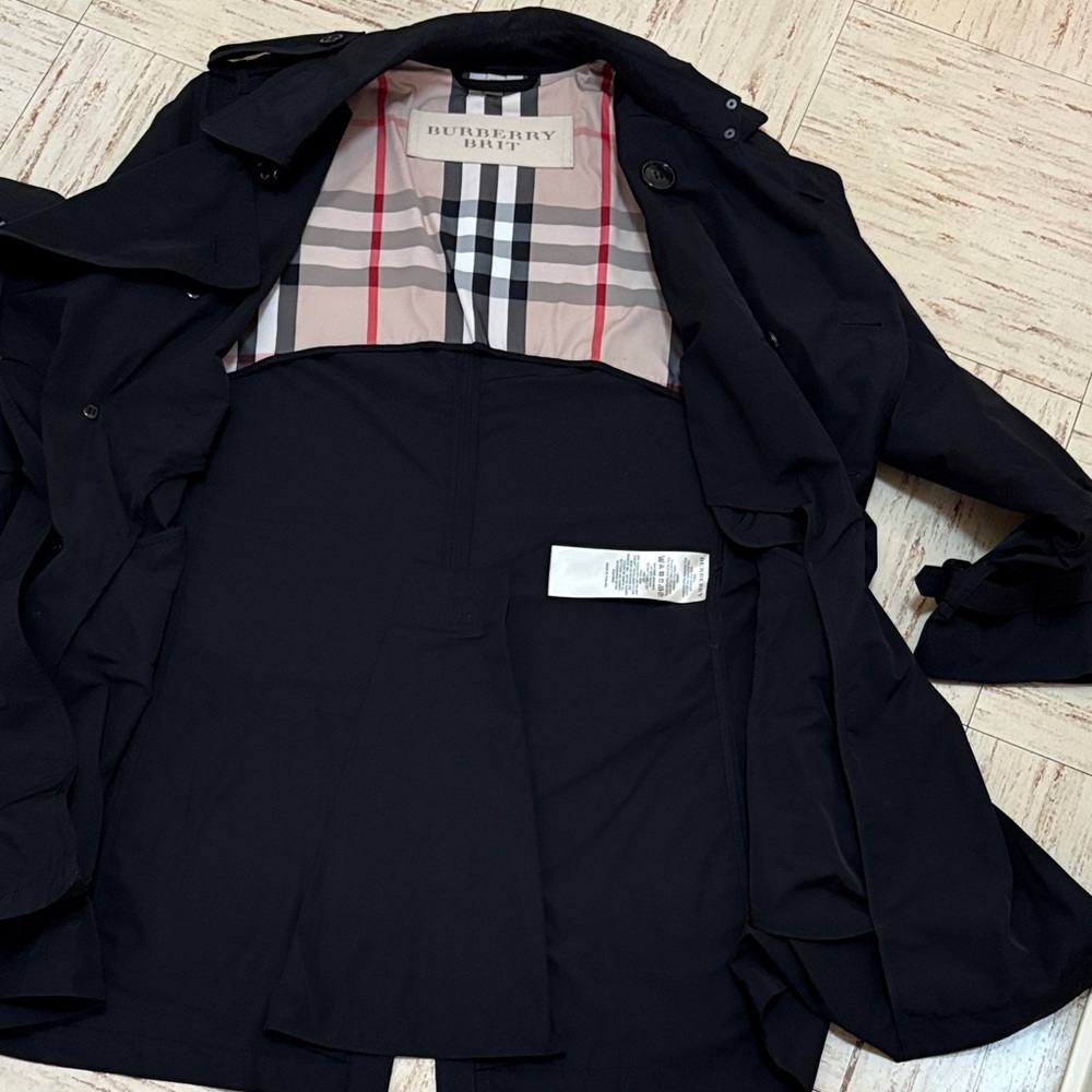BURBERRY BRIT Men's Black Double-Breasted Trench Coat Size M - Picture 9 of 16